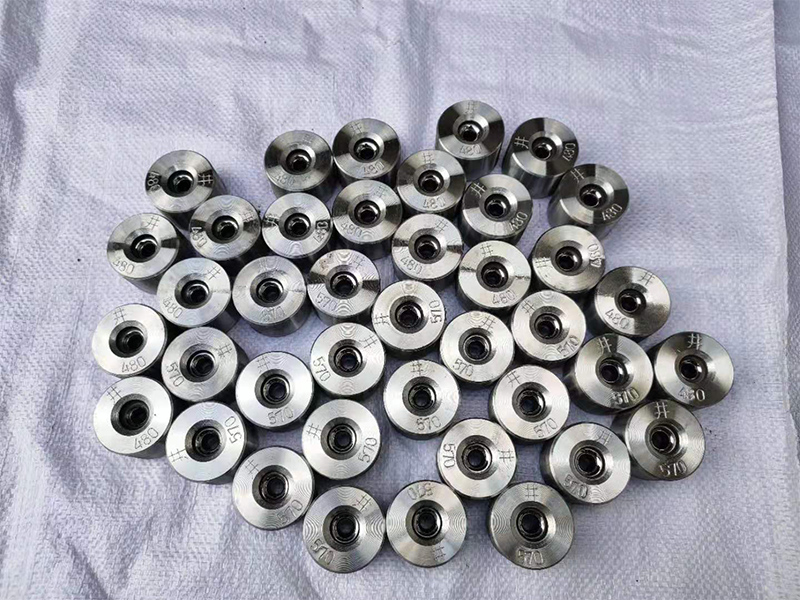 高品質(zhì)小孔聚晶異形模具：河北中天硬質(zhì)合金有限公司助力制造業(yè)發(fā)展